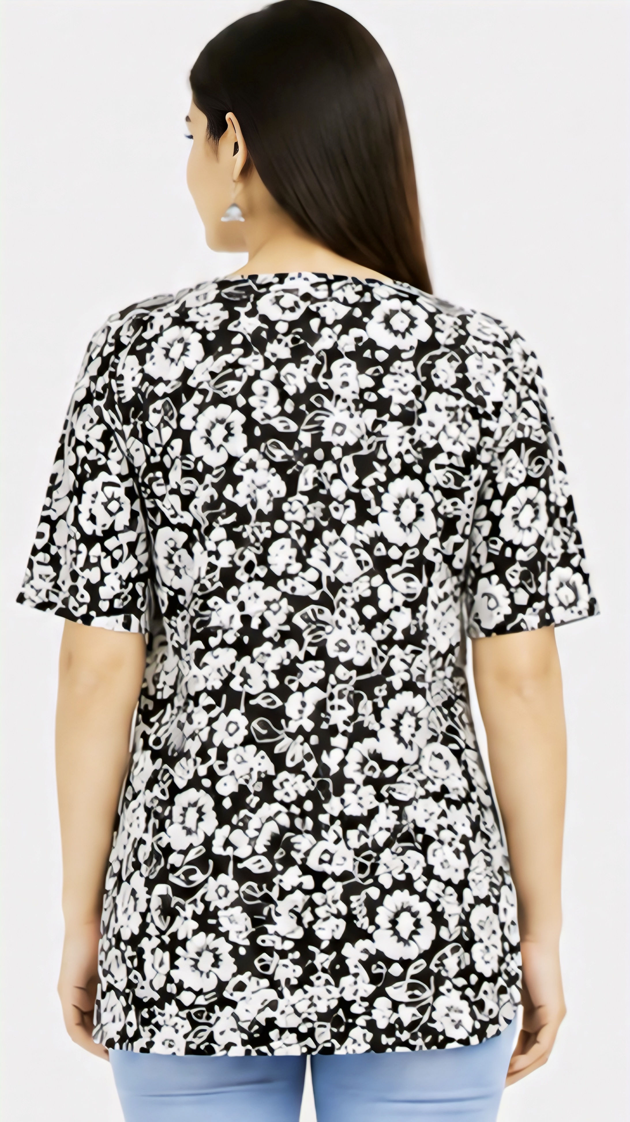 Women's Black & White Floral Printed Cotton Short Kurti