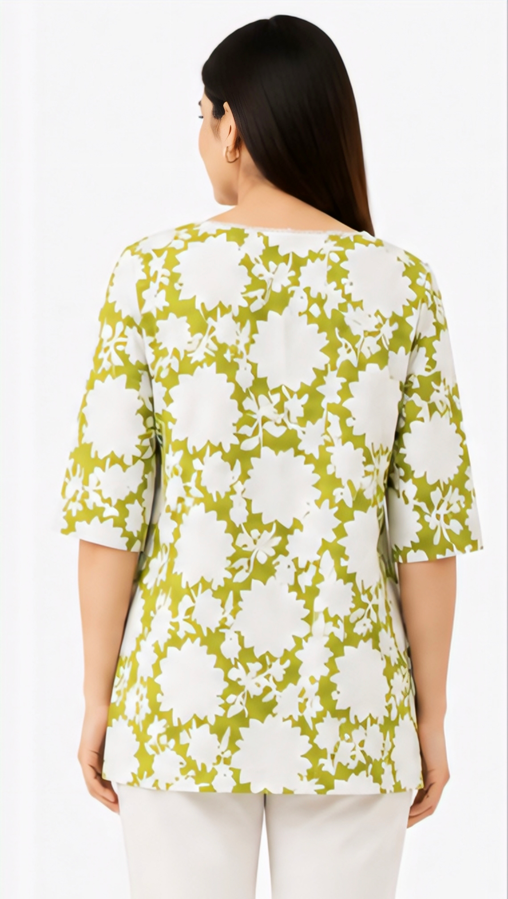 Women's Green Floral Printed V-Neck Kurti | Stylish 3/4 Sleeve Casual Tunic Top