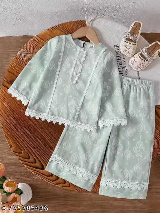 Baby Girls Mint Green Floral Outfit Set – 2 Pcs |